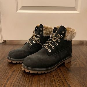 Women’s Timberland Boots Size 7